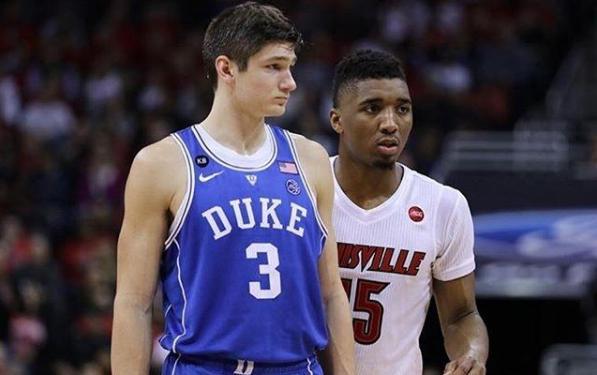 北京国安玄学加持？罕见：河南球迷震撼出征，大量聚集在候车厅（北京国安气运加成？少见一幕：河南球迷浩浩荡荡启程，候车厅人潮涌动）