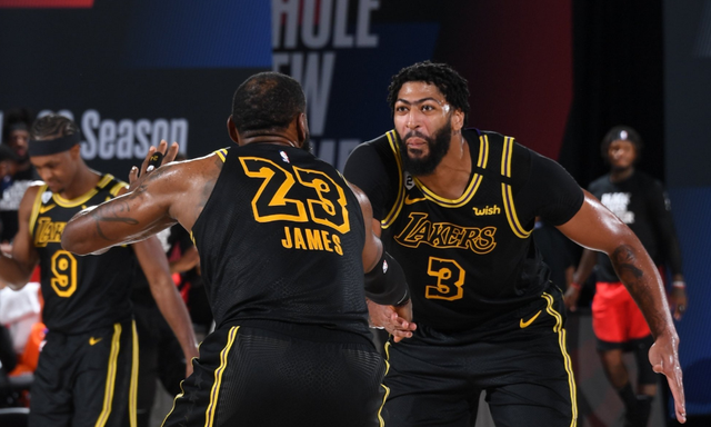 雷迪克：湖人希望东契奇尽快回归，但目前没有确切归队日期（雷迪克称湖人盼东契奇早日复出，但暂无明确回归时间）