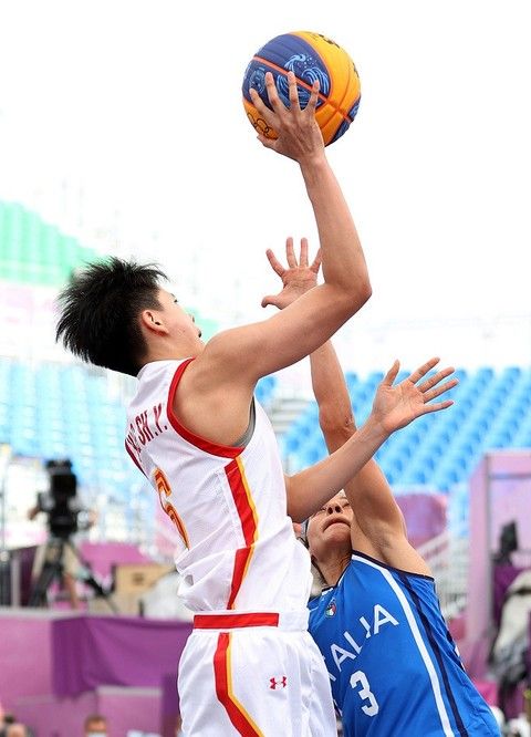 颜骏凌：若本轮亚冠能拿分或赢球，整个形势可能就完全不一样（颜骏凌：本轮亚冠若能取分乃至取胜，局面将大为改观）