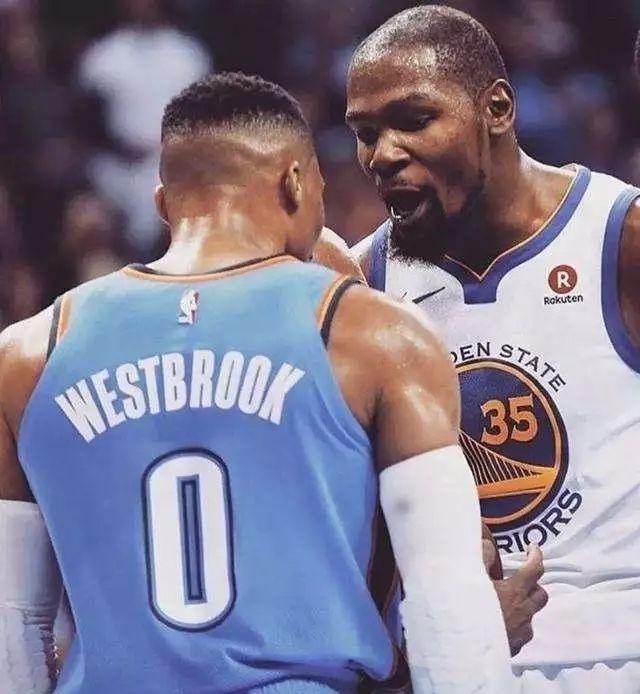 东契奇第三节单节轻取12分，三节得分来到30分（东契奇第三节再砍12分，三节累计30分）